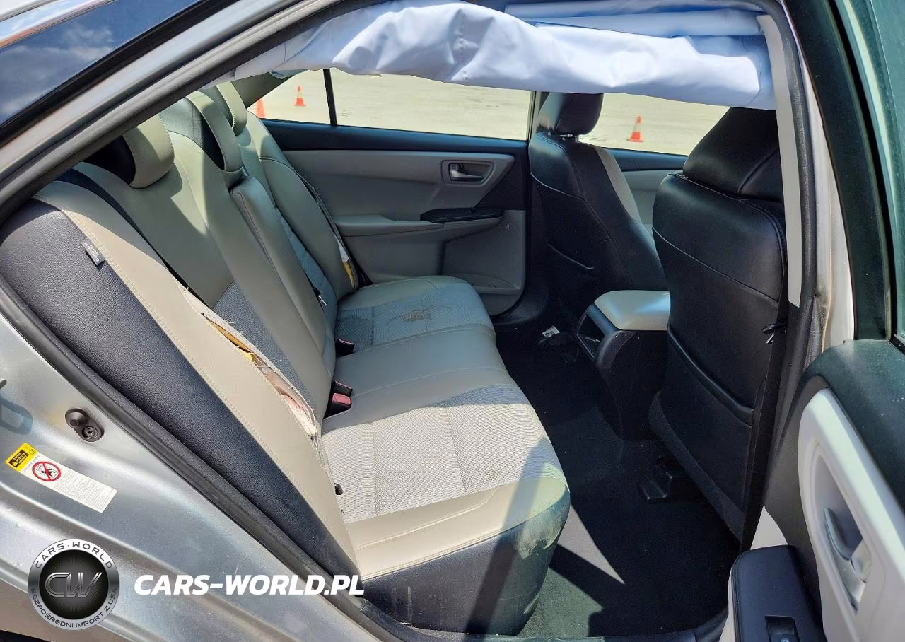 2017 Toyota Camry Se VIN:4T1BF1FK5HU656717 - 10