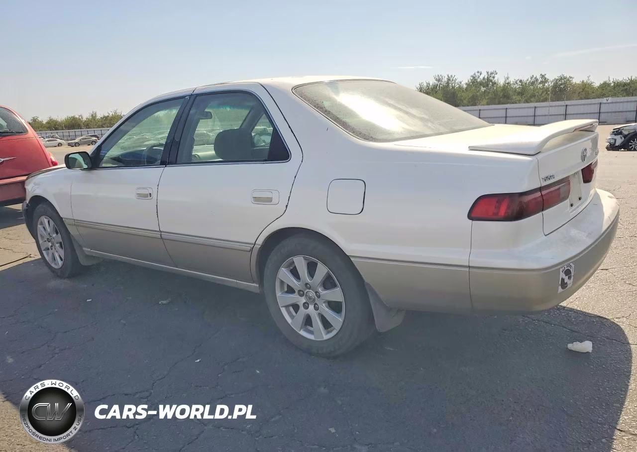 1999 Toyota Camry Le VIN:JT2BG28K9X0331765 - 2