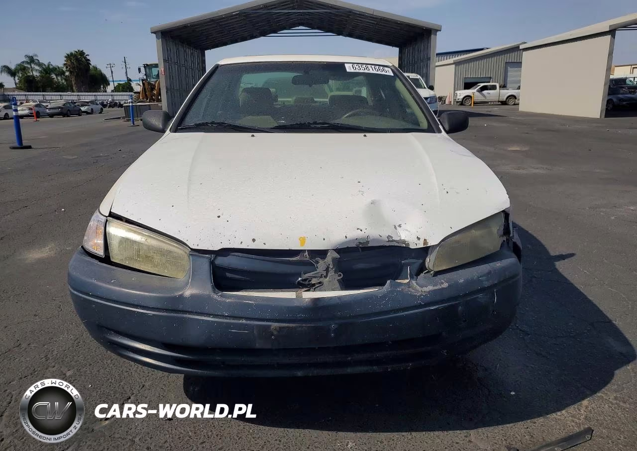 1999 Toyota Camry Le VIN:JT2BG28K9X0331765 - 5