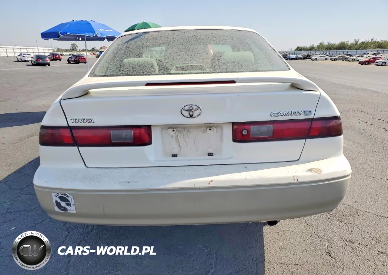 1999 Toyota Camry Le VIN:JT2BG28K9X0331765 - 6