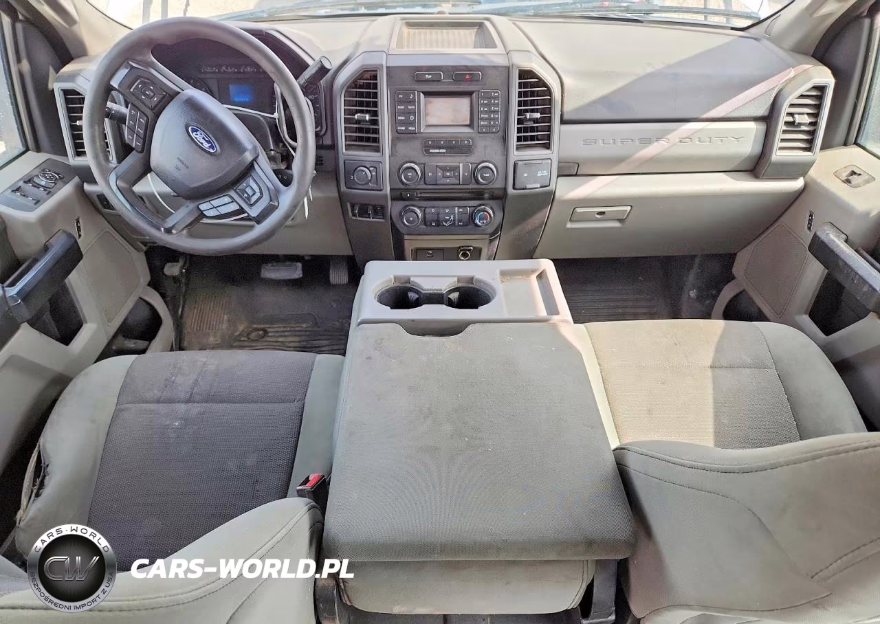 2017 Ford F350 Super Duty VIN:1FT8W3B6XHEF24940 - 8