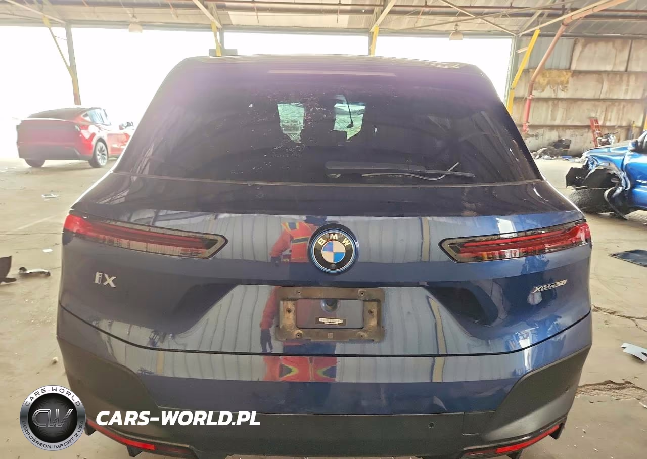 2022 BMW Ix xDrive50 VIN:WB523CF03NCK54750 - 6