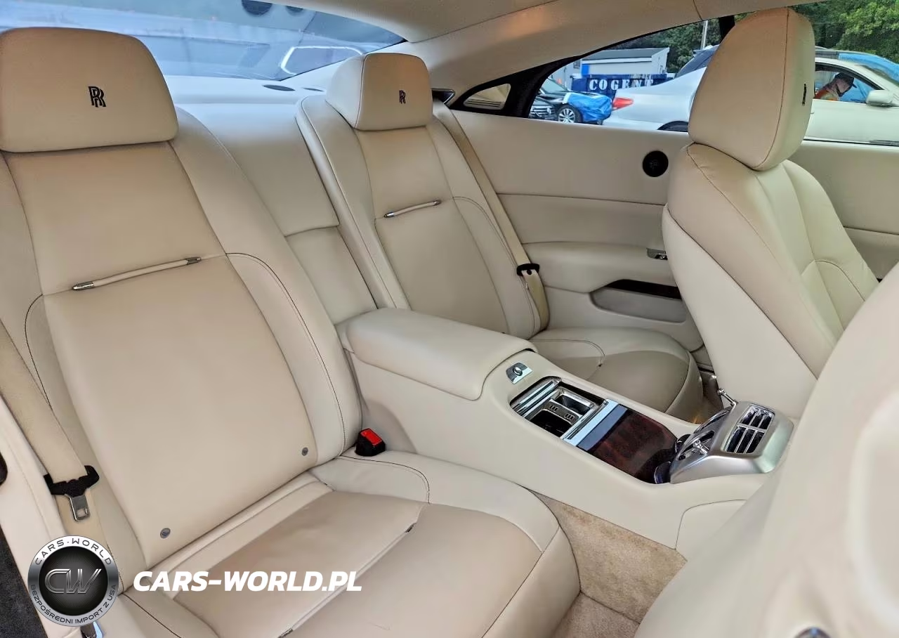 2016 Rolls-Royce Wraith VIN:SCA665C56GUX86295 - 10