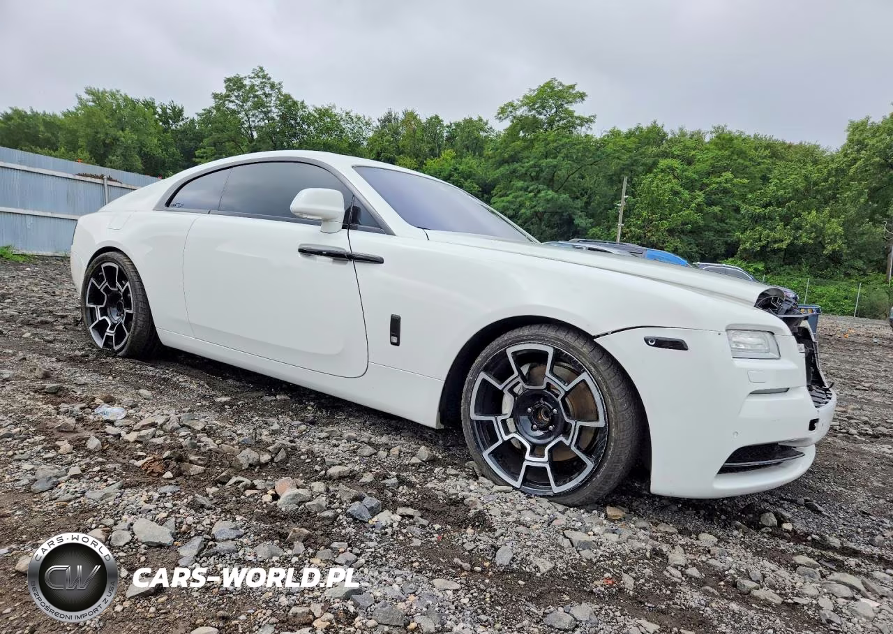 2016 Rolls-Royce Wraith VIN:SCA665C56GUX86295 - 4