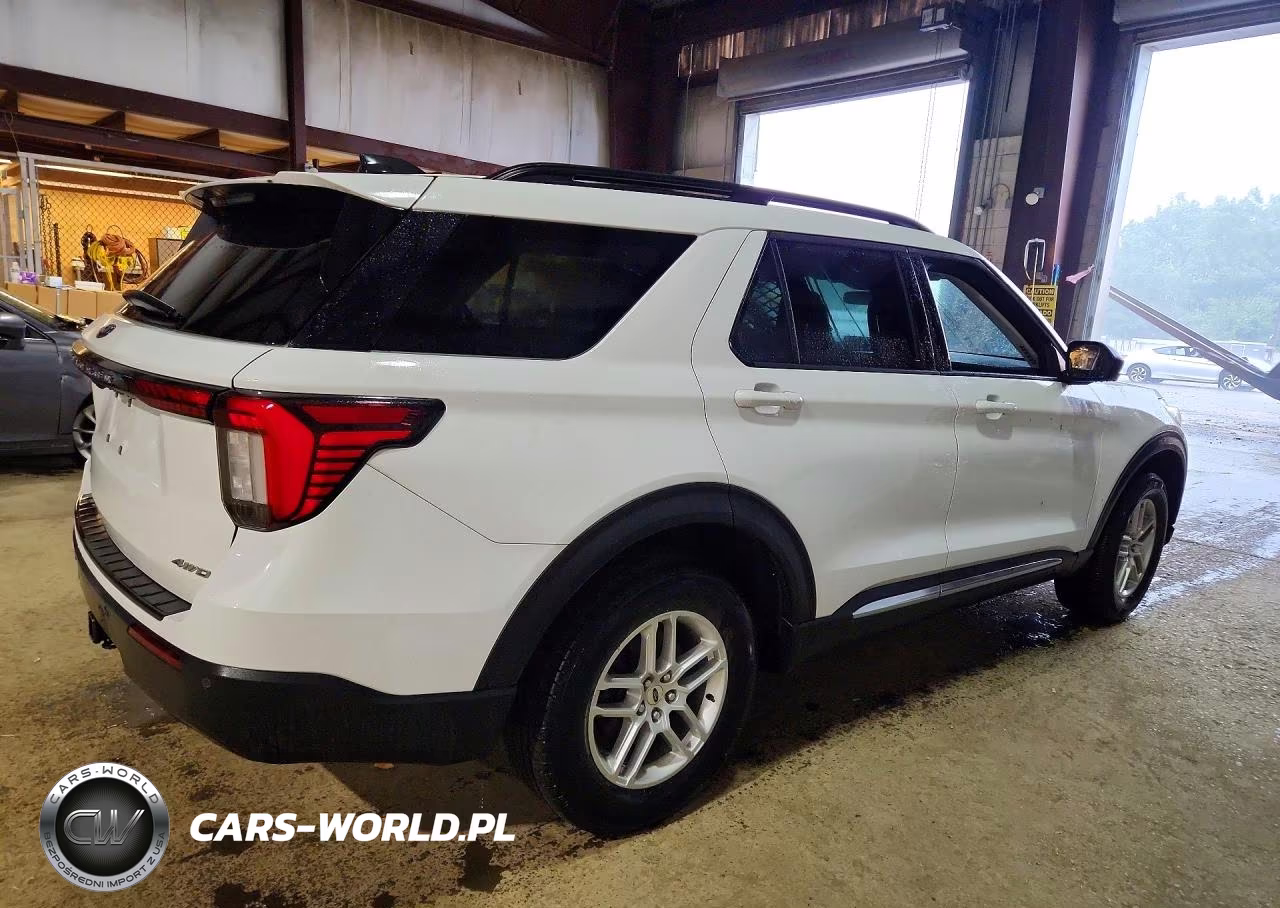 2025 Ford Explorer Active VIN:1FMUK8DH1SGB35522 - 3
