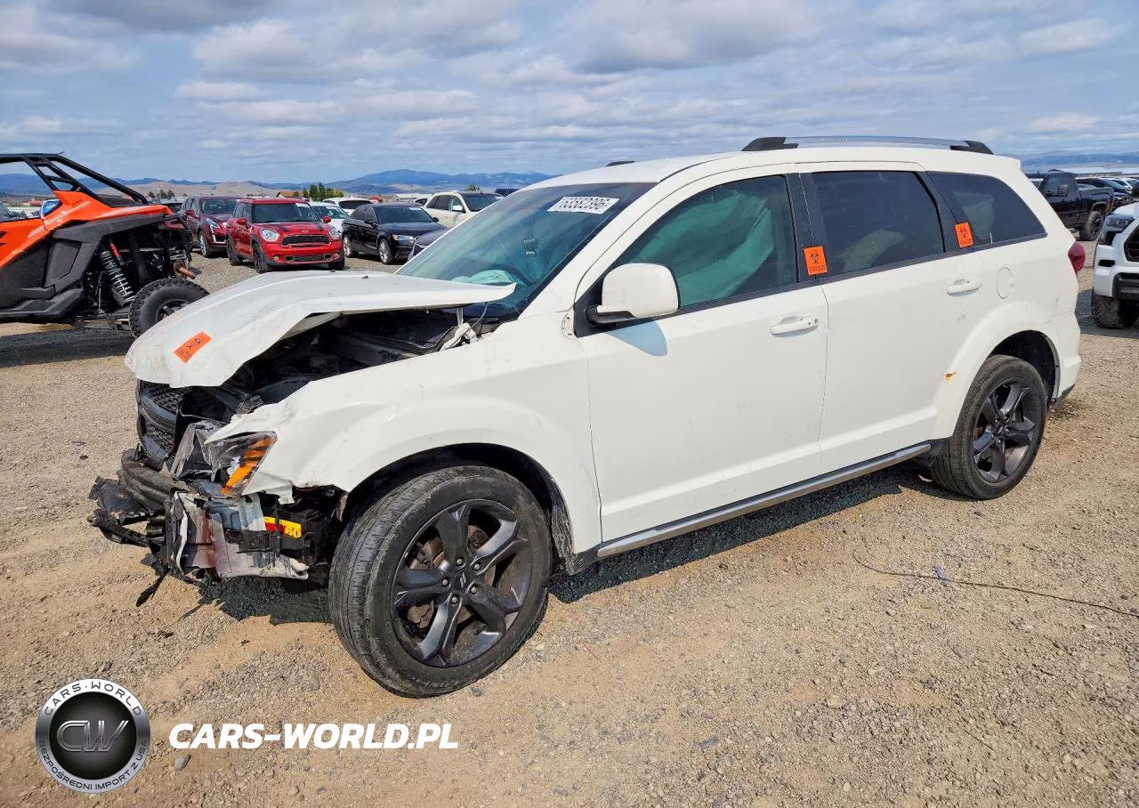 2018 Dodge Journey Crossroad VIN:3C4PDDGG9JT386886 - 1