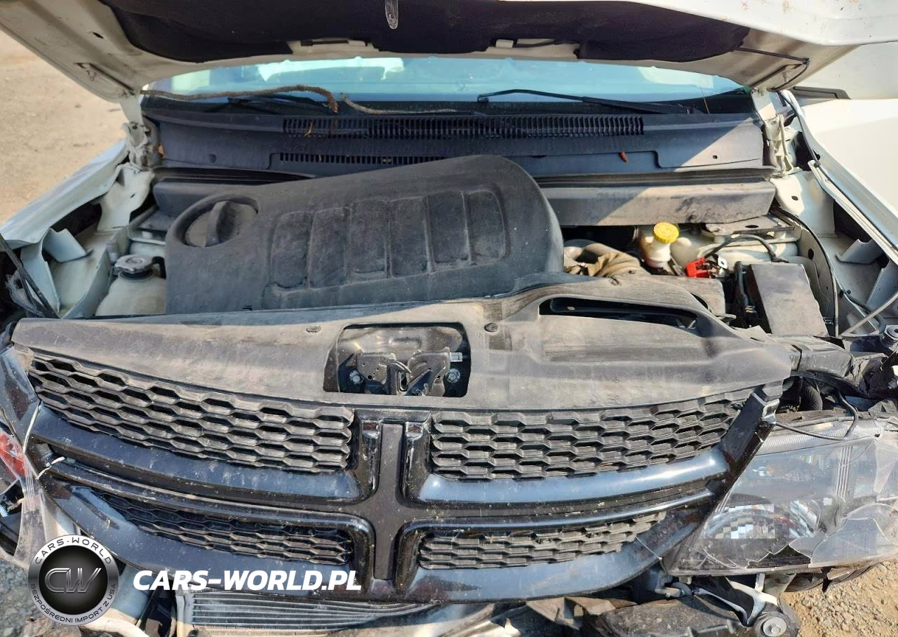 2018 Dodge Journey Crossroad VIN:3C4PDDGG9JT386886 - 11