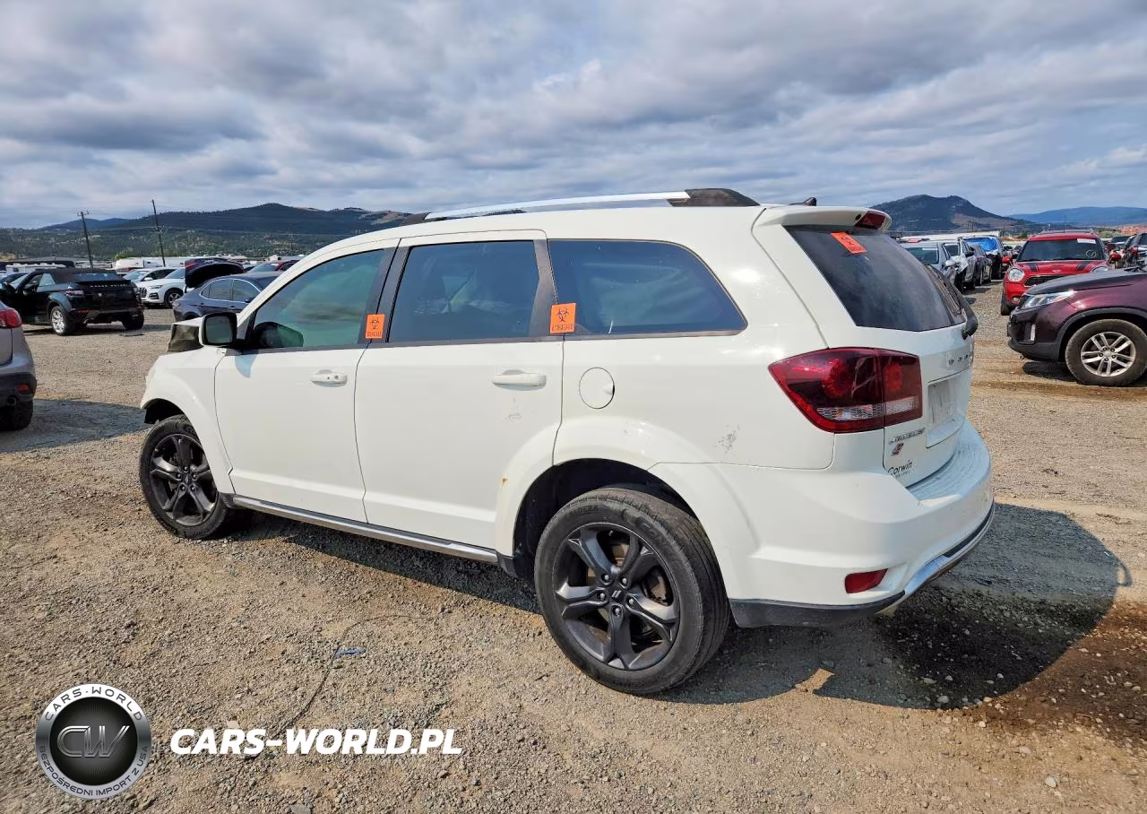 2018 Dodge Journey Crossroad VIN:3C4PDDGG9JT386886 - 2