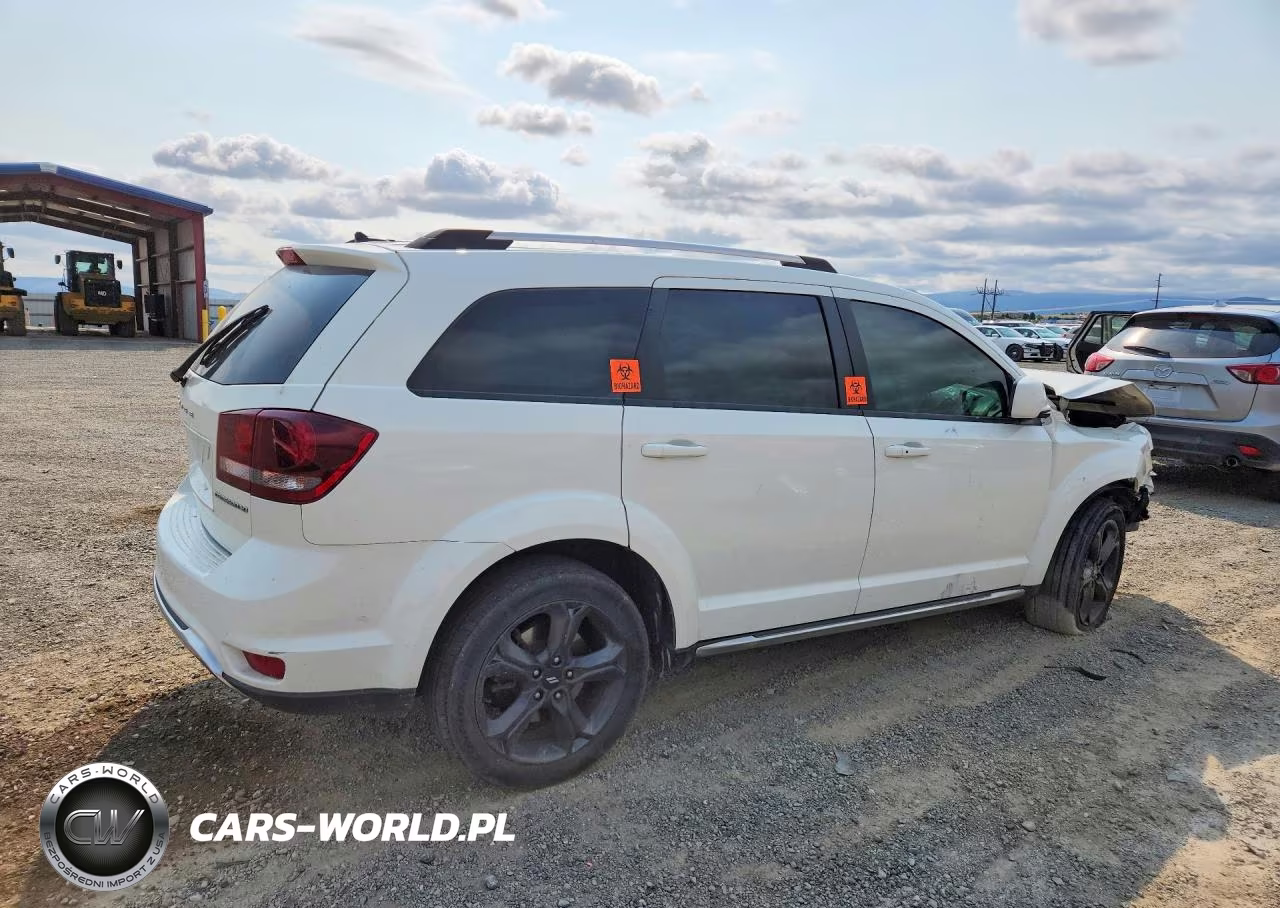 2018 Dodge Journey Crossroad VIN:3C4PDDGG9JT386886 - 3
