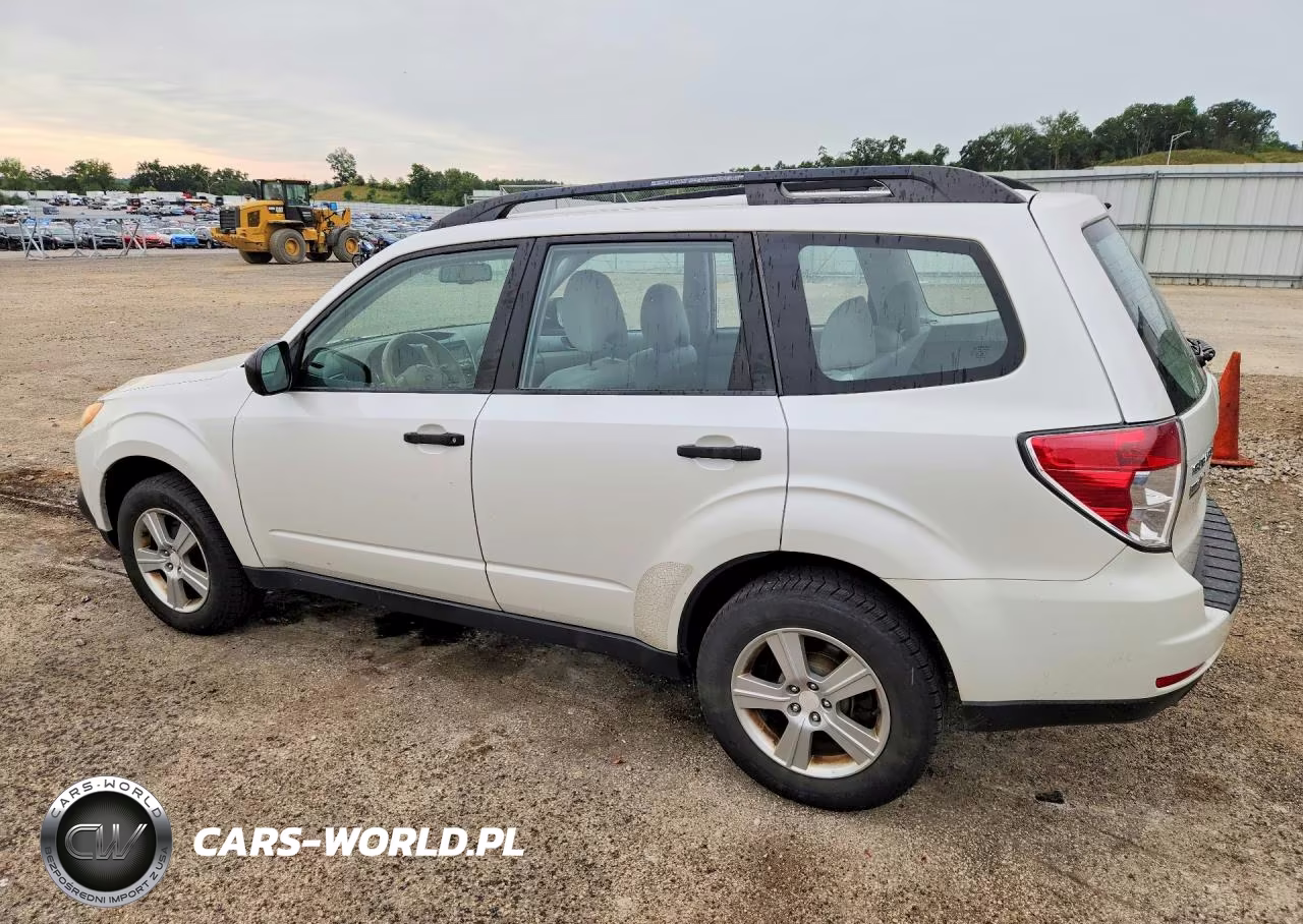 2011 Subaru Forester 2.5X VIN:JF2SHBBC9BH727695 - 2