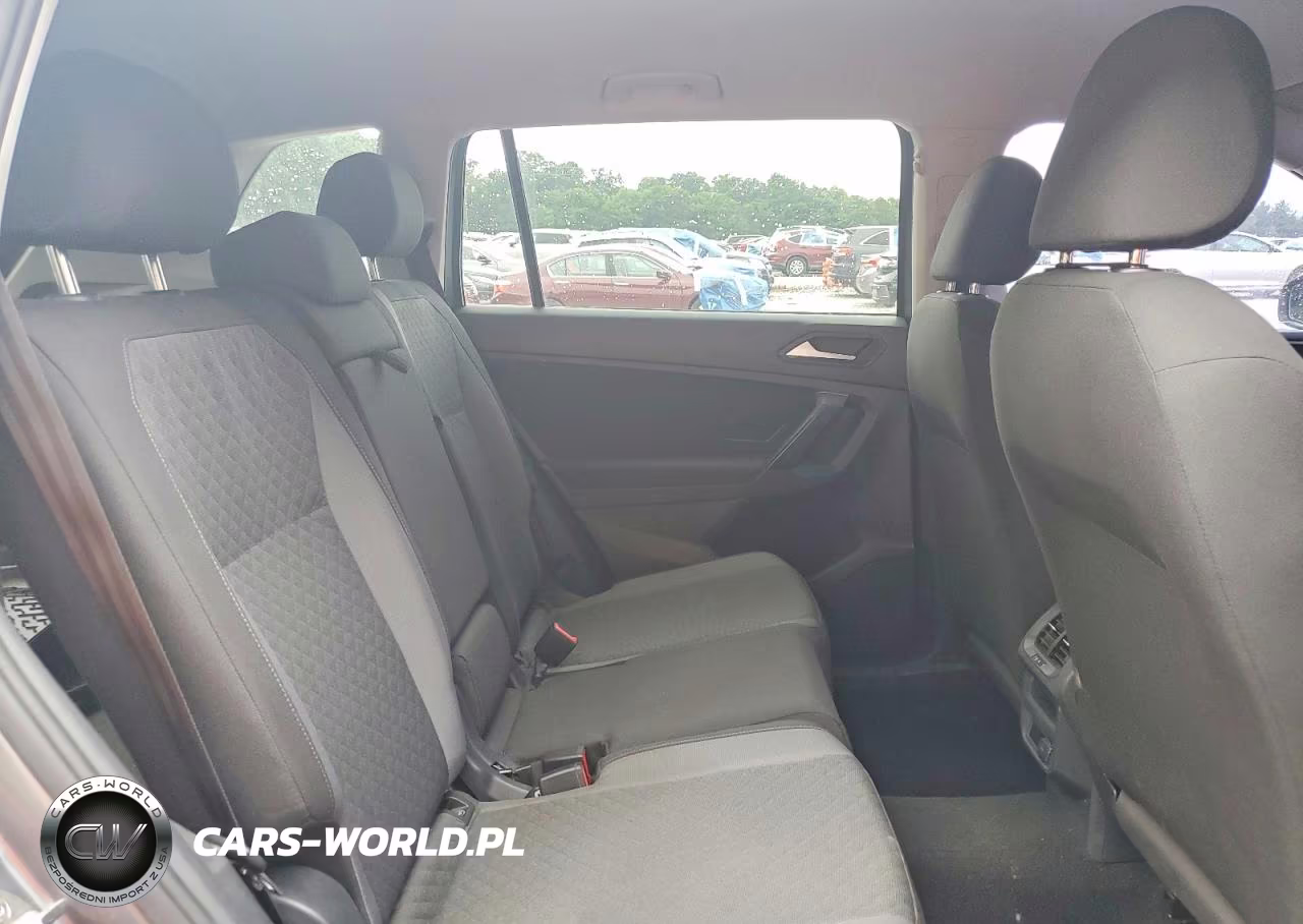 2019 Volkswagen Tiguan S VIN:3VV0B7AX1KM041141 - 11