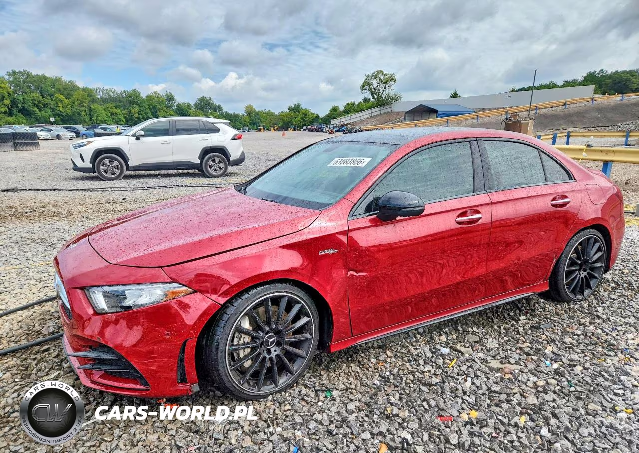 2021 Mercedes-Benz A 35 Amg – zdjęcie 1 z 12