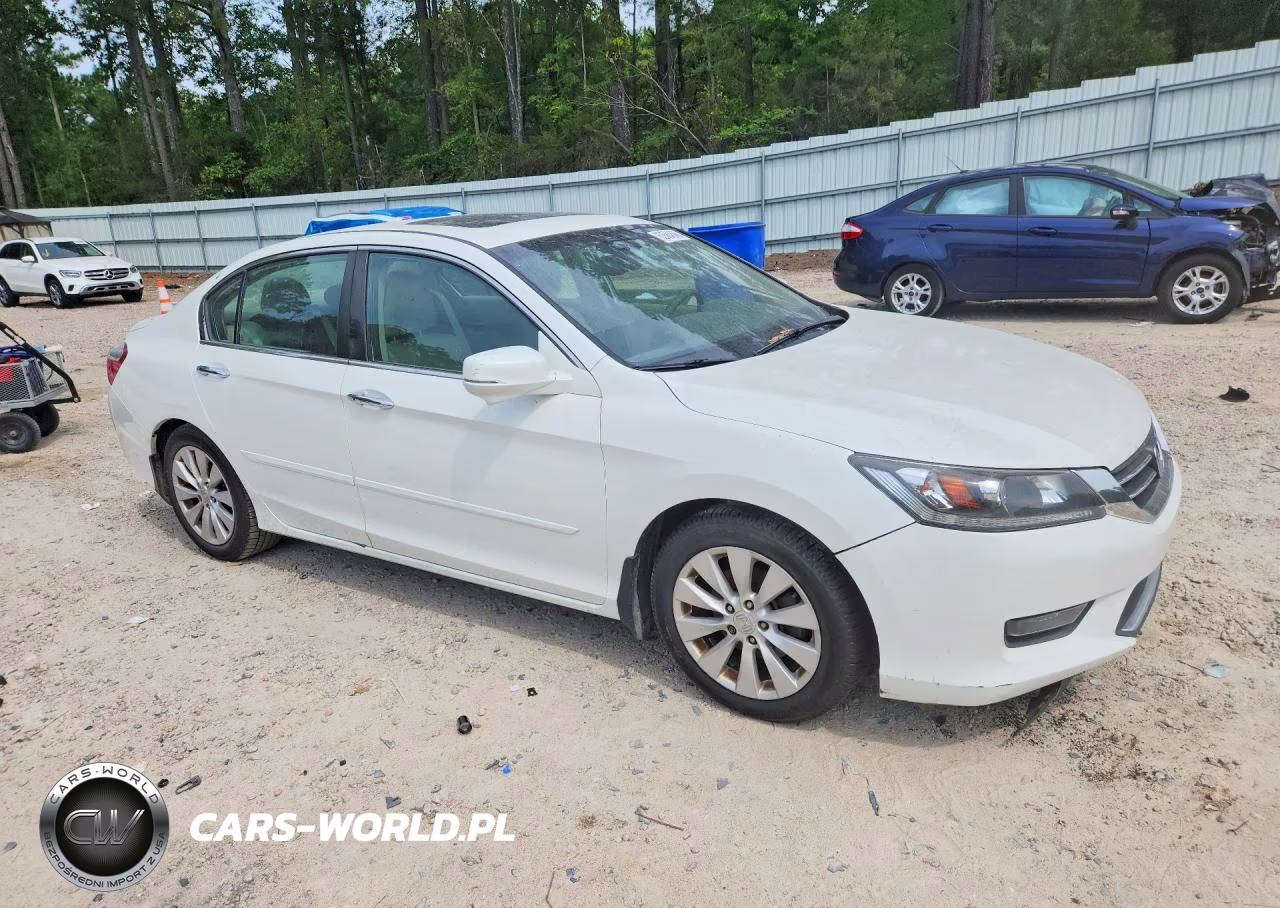 2014 Honda Accord Exl VIN:1HGCR2F84EA261839 - 4