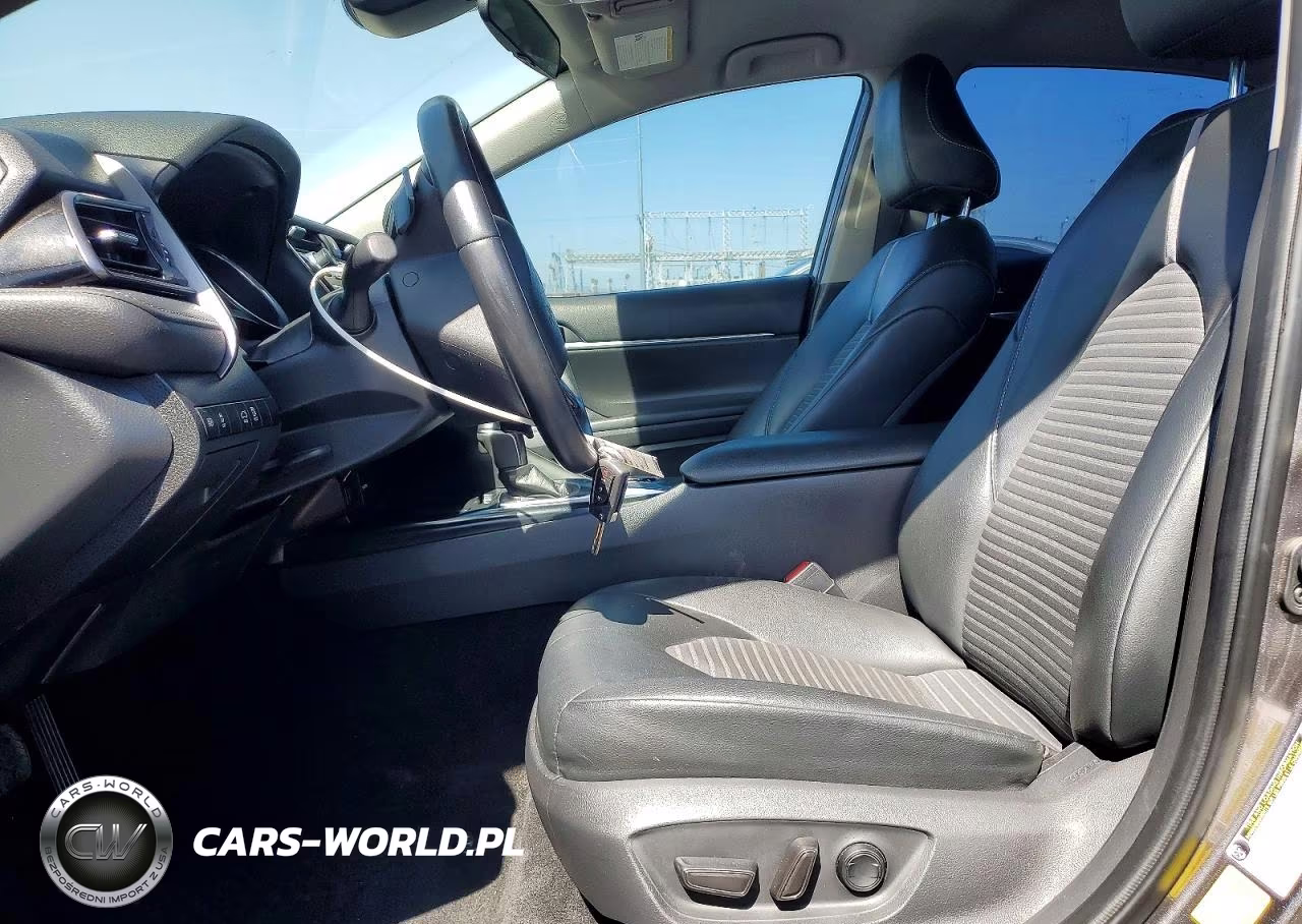 2020 Toyota Camry Se VIN:4T1G11AK8LU862876 - 7