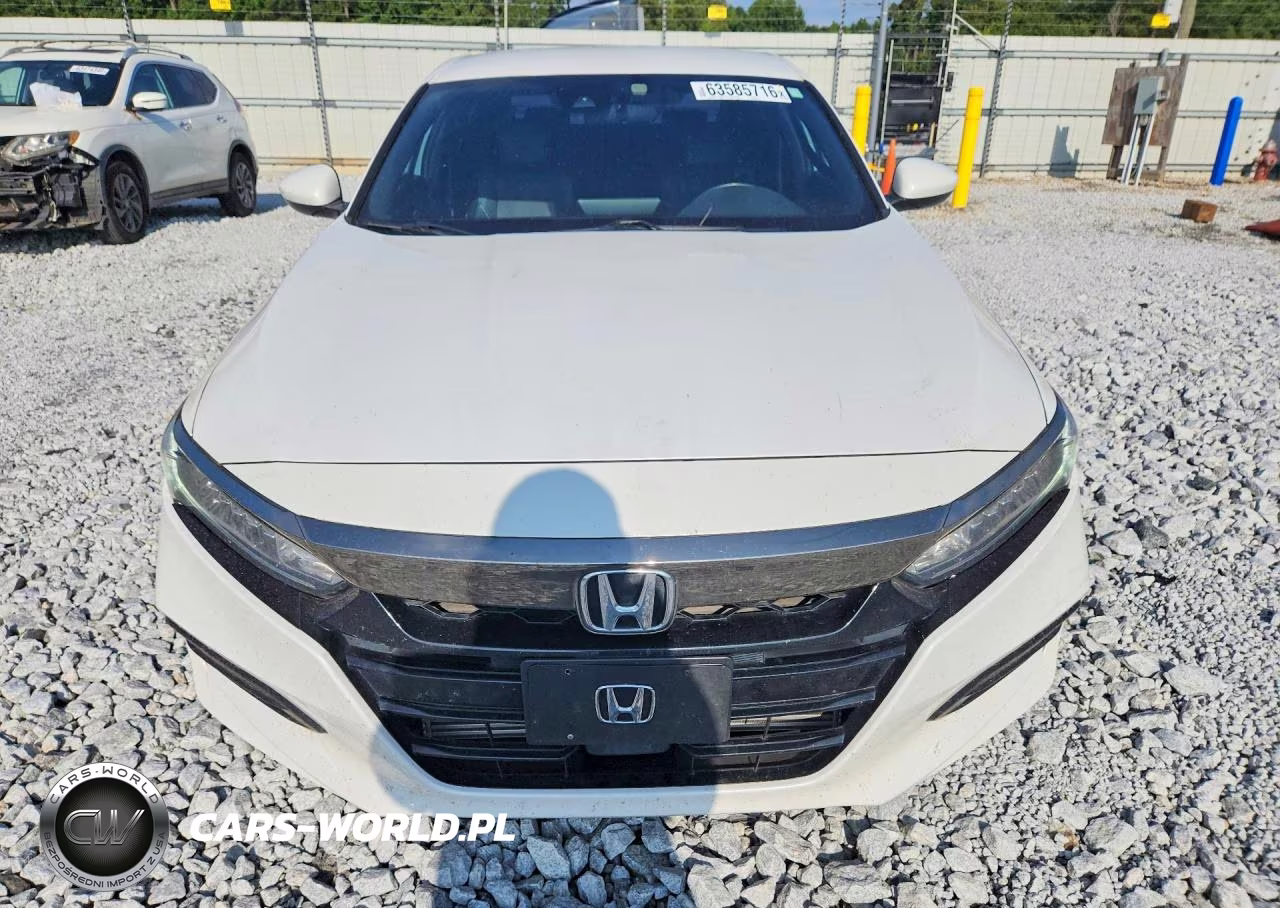 2018 Honda Accord Sport VIN:1HGCV1F32JA235616 - 5