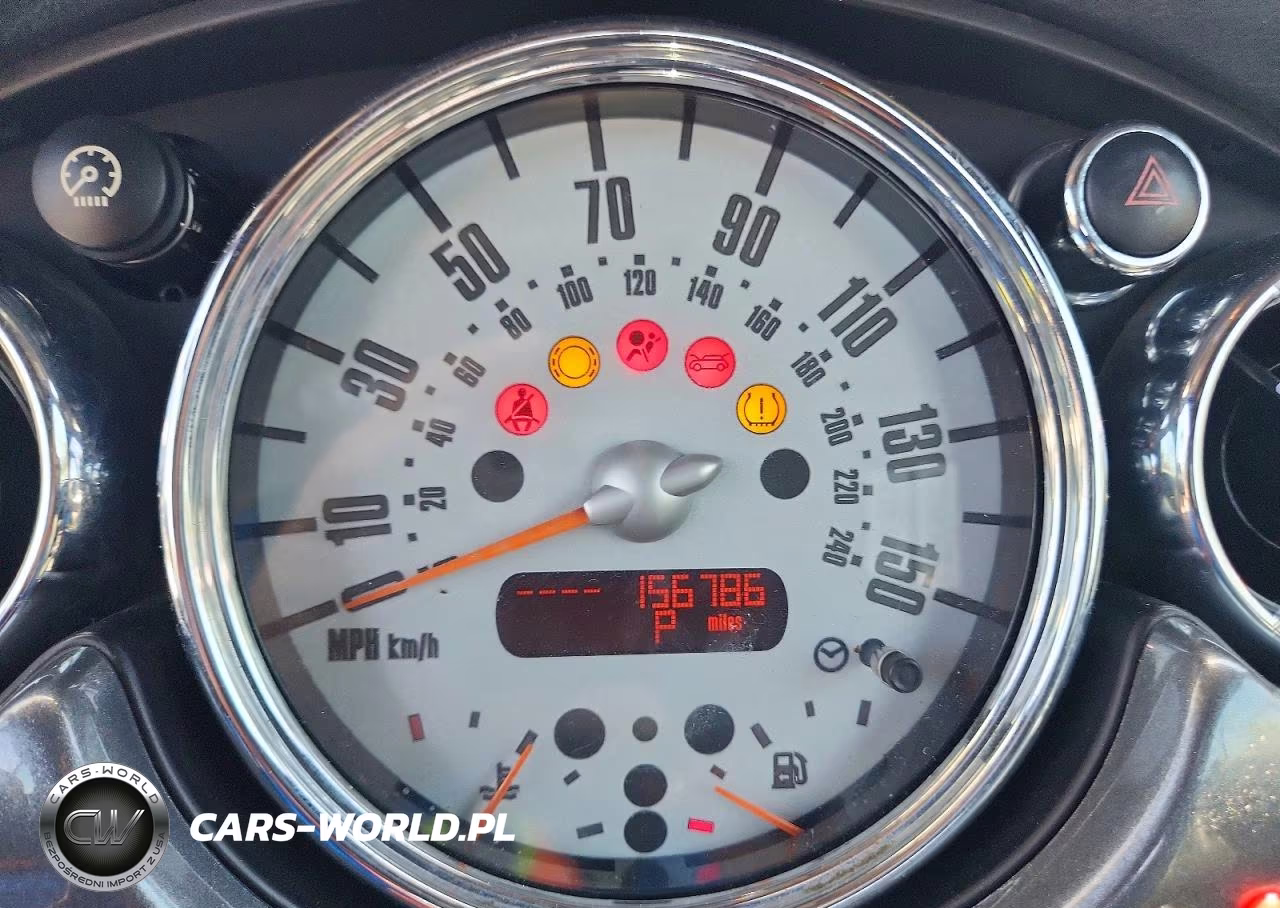 2007 Mini Cooper VIN:WMWRF33537TG17478 - 9