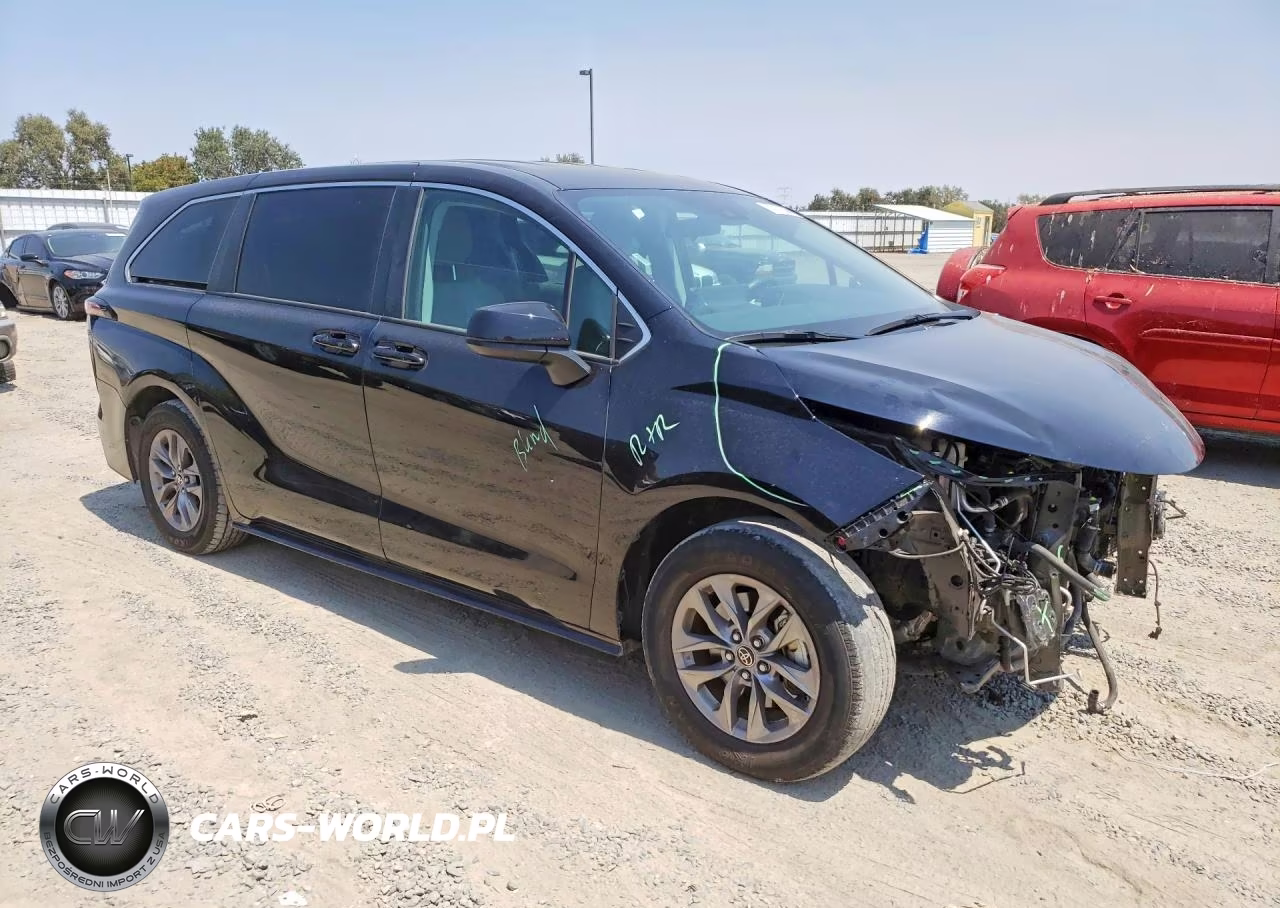 2022 Toyota Sienna Le VIN:5TDKRKECXNS102052 - 4