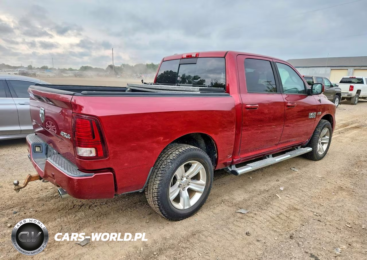 2015 Ram 1500 Sport VIN:1C6RR7MT3FS504718 - 3