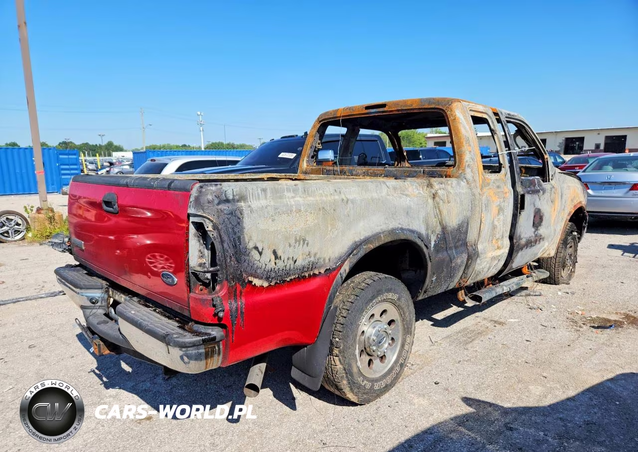 2005 Ford F250 Super Duty VIN:1FTSX21595EC03490 - 3