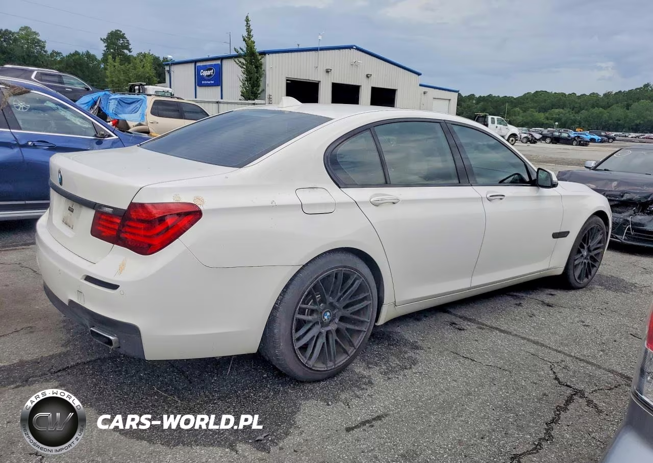 2015 BMW 750 I VIN:WBAYA8C52FD825364 - 3