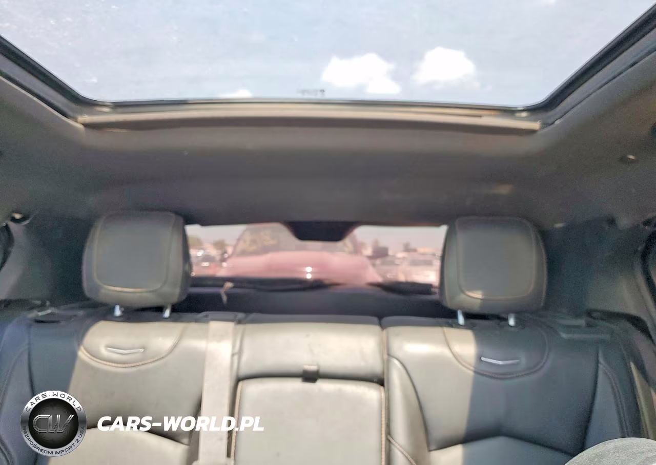 2019 Cadillac Xt4 Sport VIN:1GYFZER42KF196701 - 10