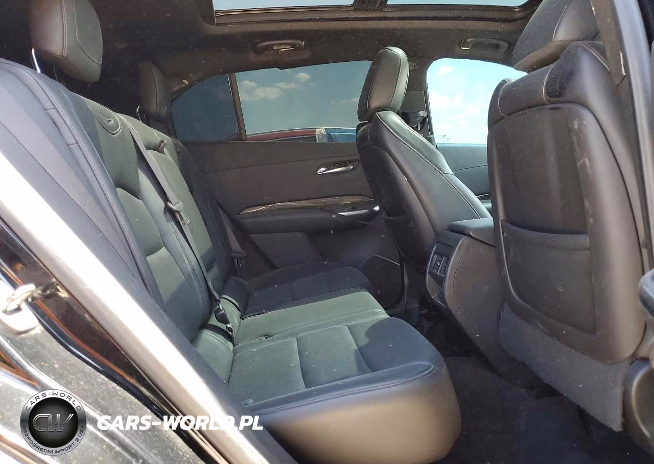 2019 Cadillac Xt4 Sport VIN:1GYFZER42KF196701 - 11