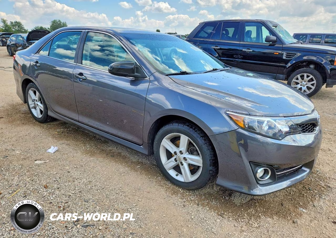 2014 Toyota Camry Se VIN:4T1BF1FK6EU374730 - 4