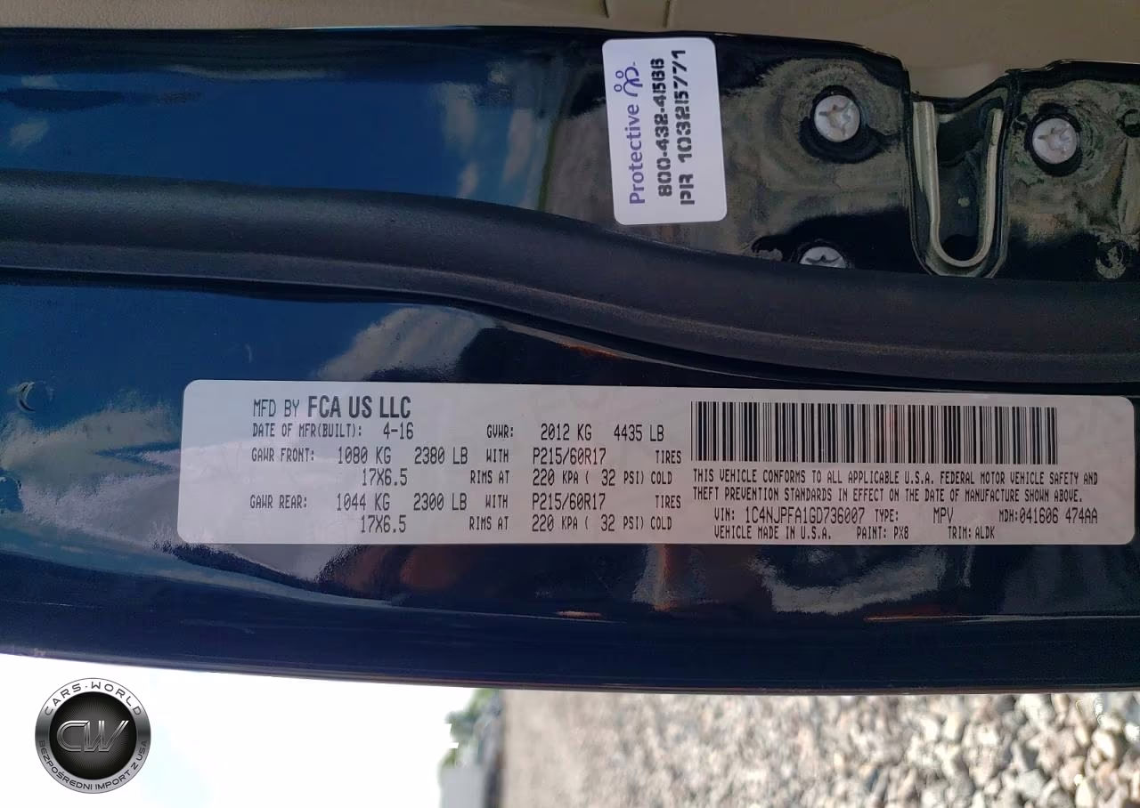 2016 Jeep Patriot Latitude VIN:1C4NJPFA1GD736007 - 12