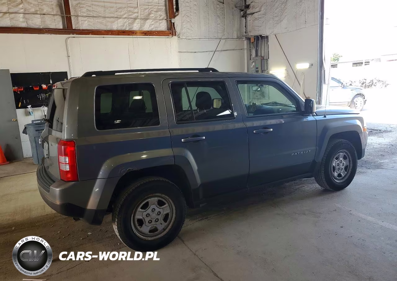 2013 Jeep Patriot Sport VIN:1C4NJRBB5DD271656 - 3