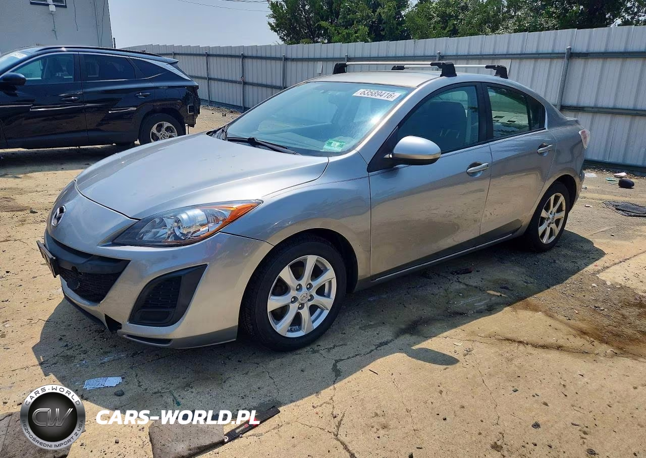 2011 Mazda 3 I