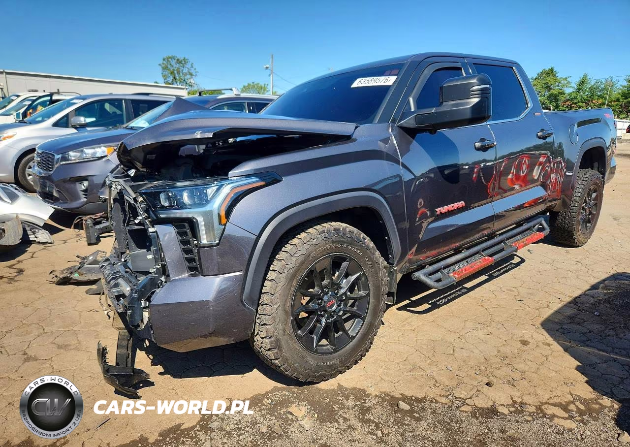 2023 Toyota Tundra Crewmax Limited