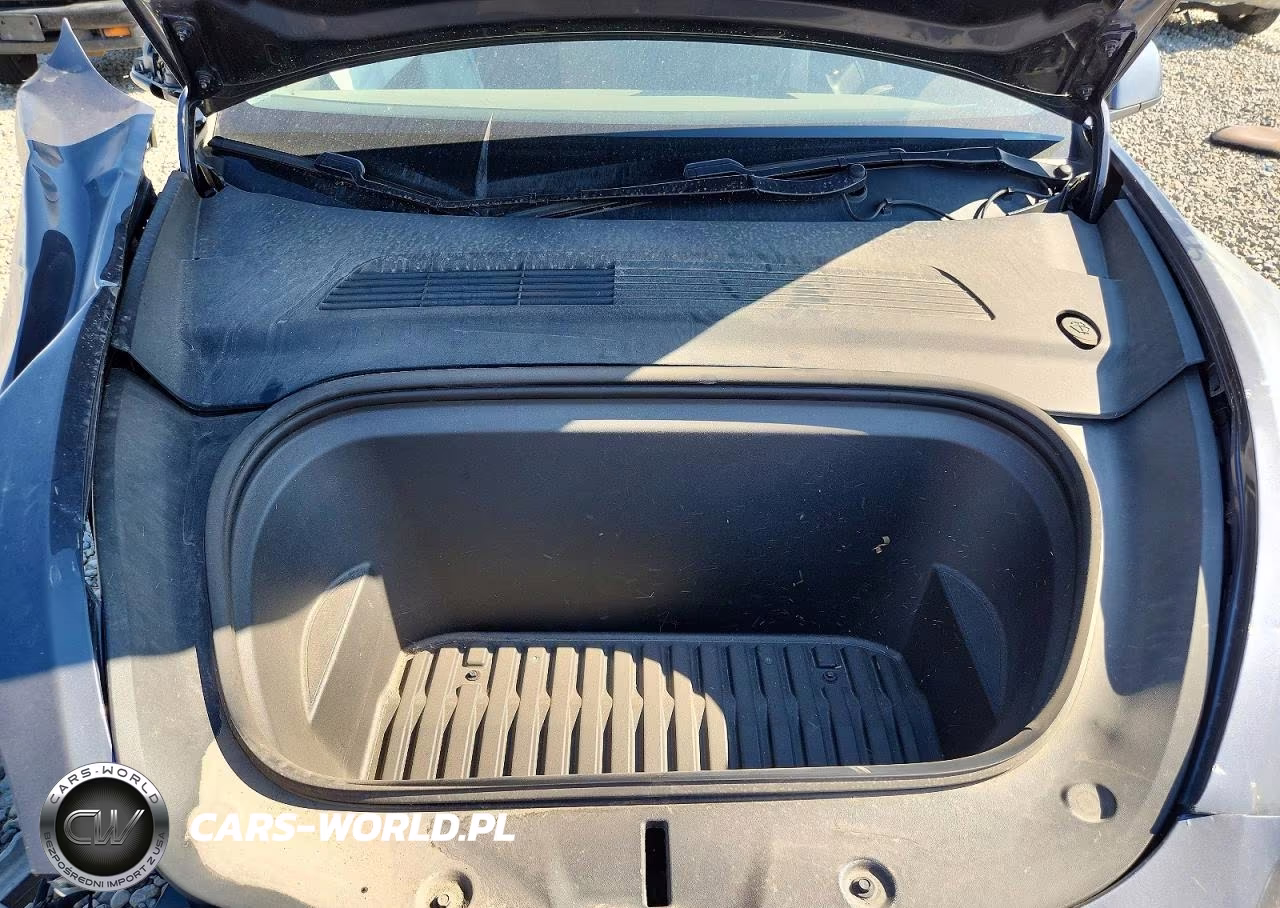 2021 Tesla Model Y VIN:5YJYGDEE3MF086891 - 11
