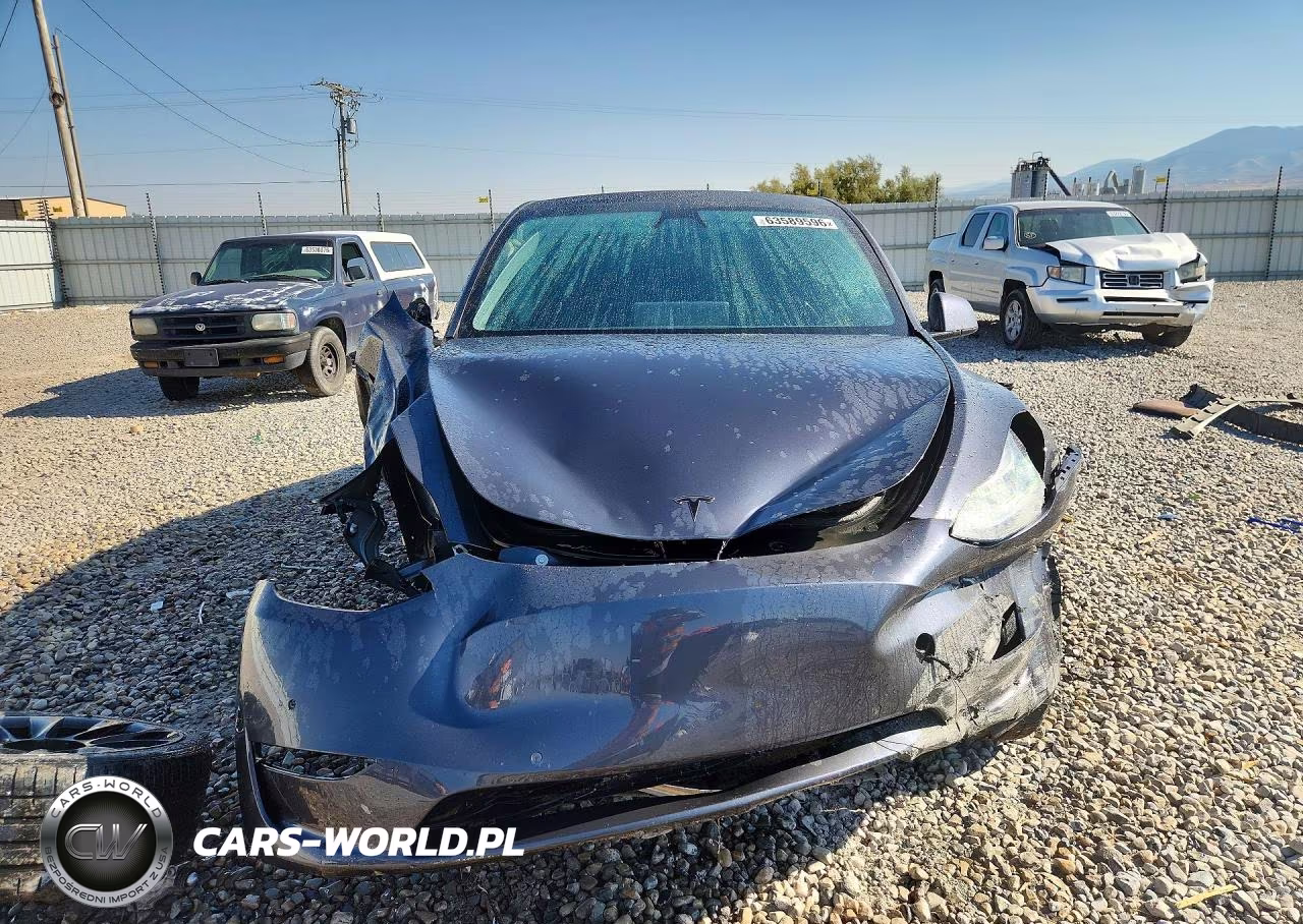 2021 Tesla Model Y VIN:5YJYGDEE3MF086891 - 5