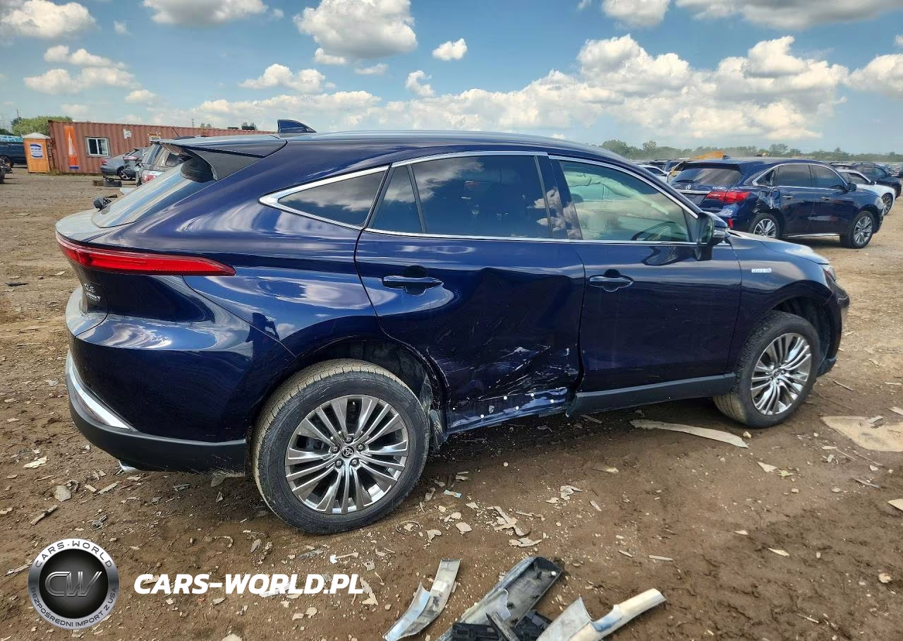2021 Toyota Venza Xle VIN:JTEAAAAH7MJ028174 - 3