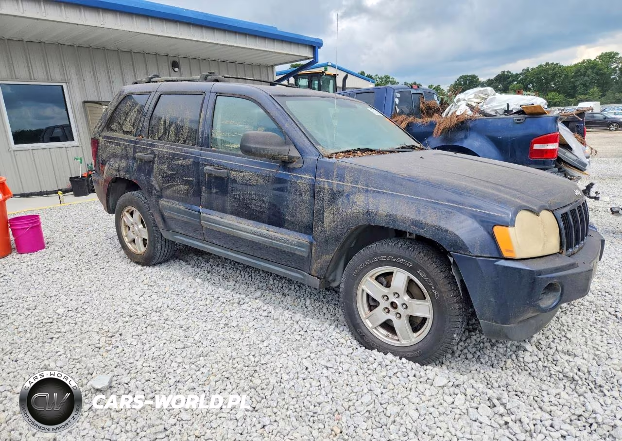 2005 Jeep Grand Cherokee Laredo VIN:1J4GR48K95C618046 - 4