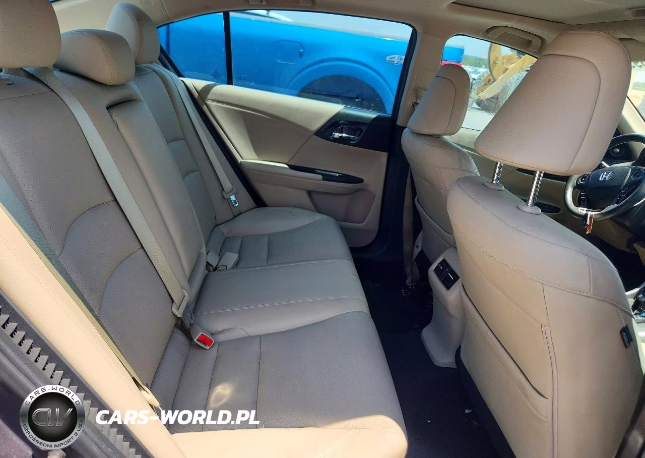 2015 Honda Accord Touring Hybrid VIN:1HGCR6F79FA003980 - 10