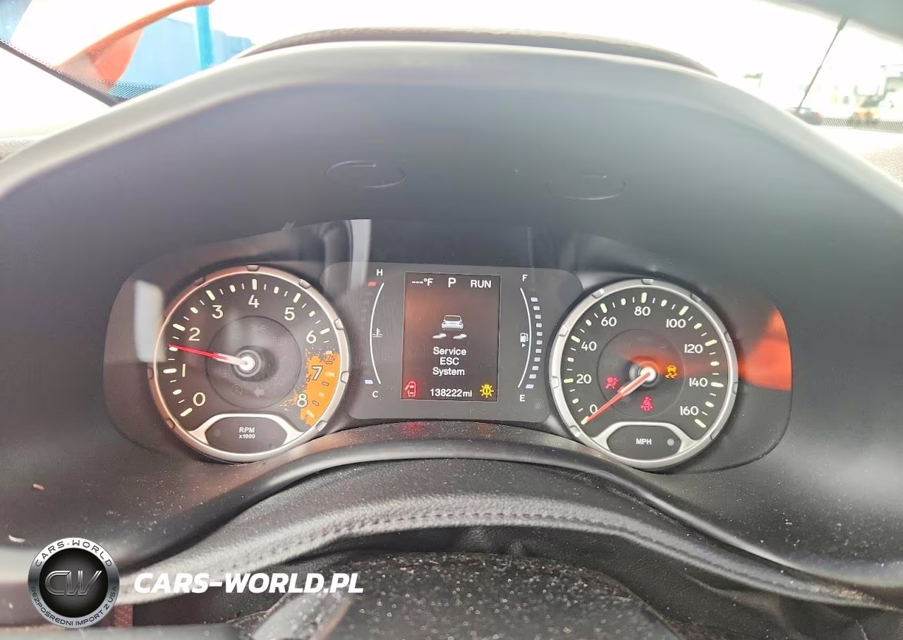 2017 Jeep Renegade Latitude VIN:ZACCJABB5HPF50475 - 9
