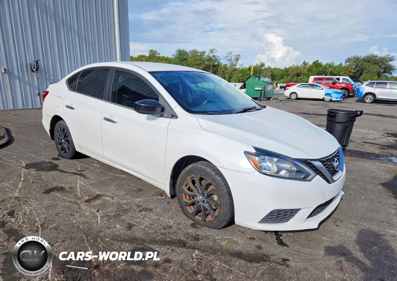 2018 Nissan Sentra S VIN:3N1AB7AP3JY341227 - 4