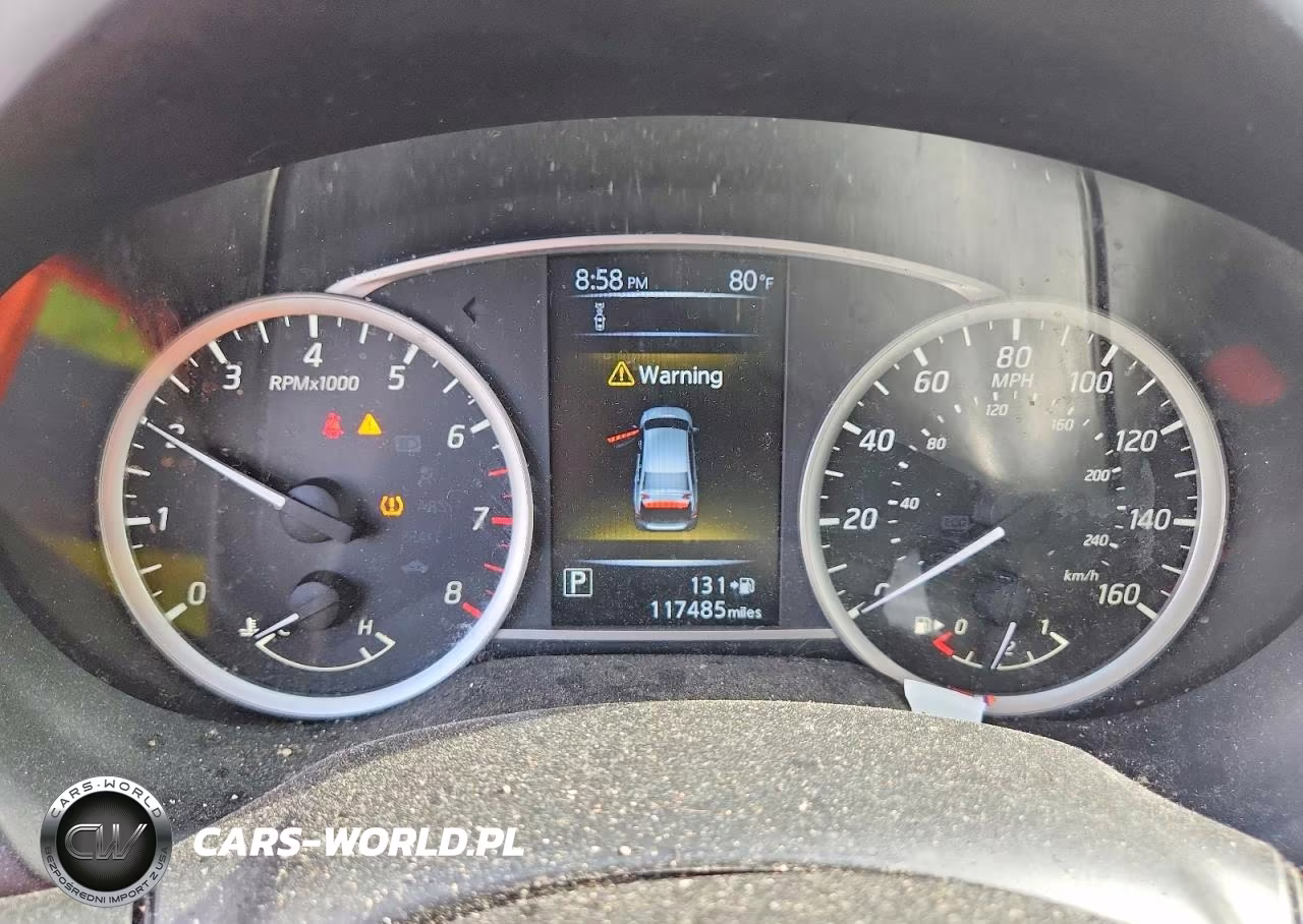 2018 Nissan Sentra S VIN:3N1AB7AP3JY341227 - 9