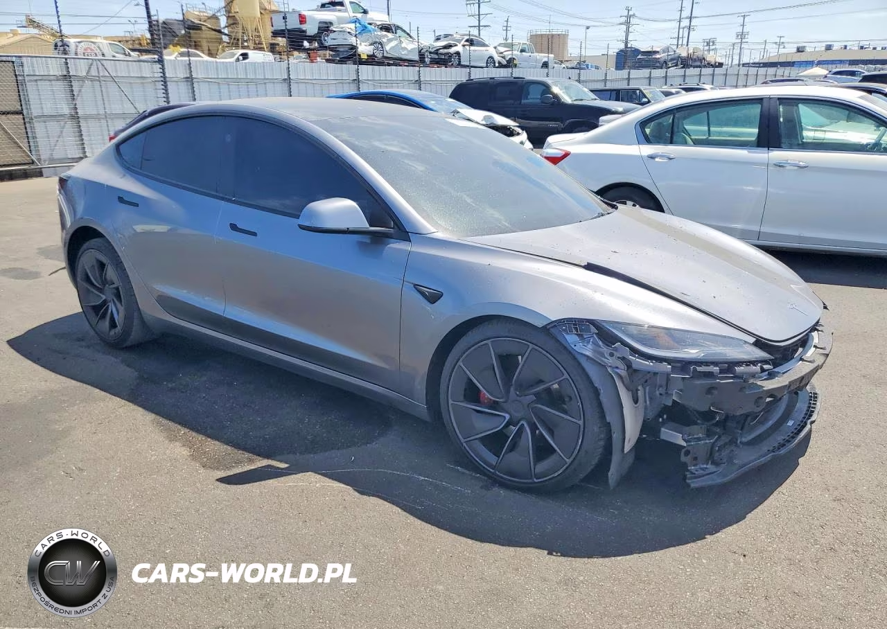 2024 Tesla Model 3 VIN:5YJ3E1ET2RF850864 - 4