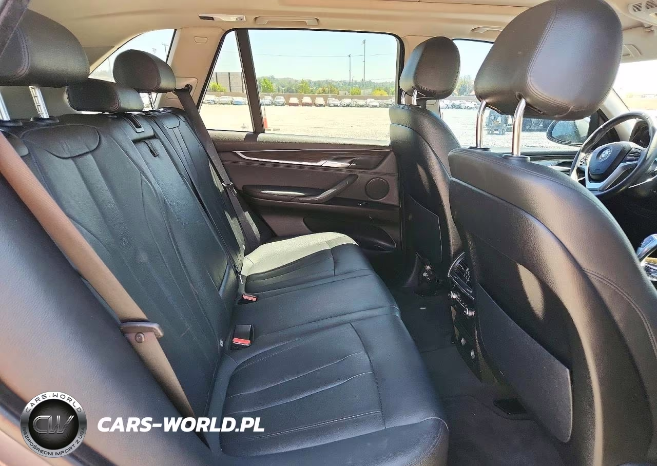 2016 BMW X5 VIN:5UXKR2C50G0R69596 - 11
