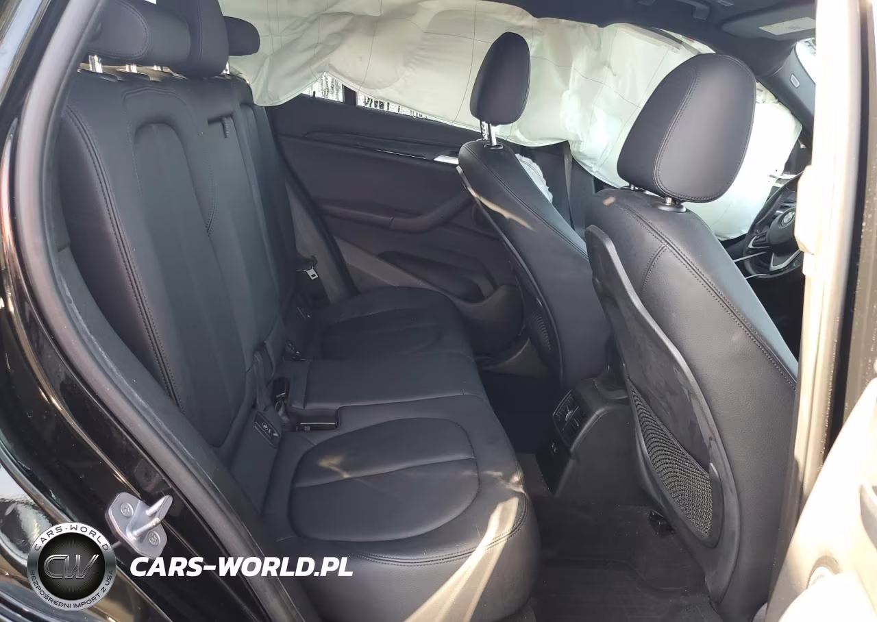 2018 BMW X1 Sdrive28I VIN:WBXHU7C39J5L09057 - 10