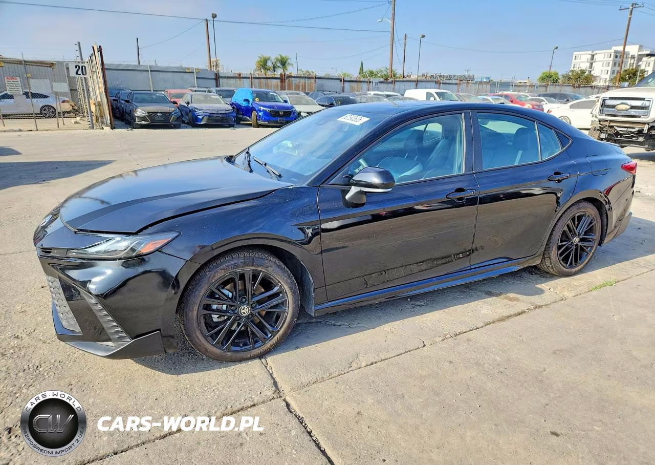 2025 Toyota Camry Se – zdjęcie 1 z 12
