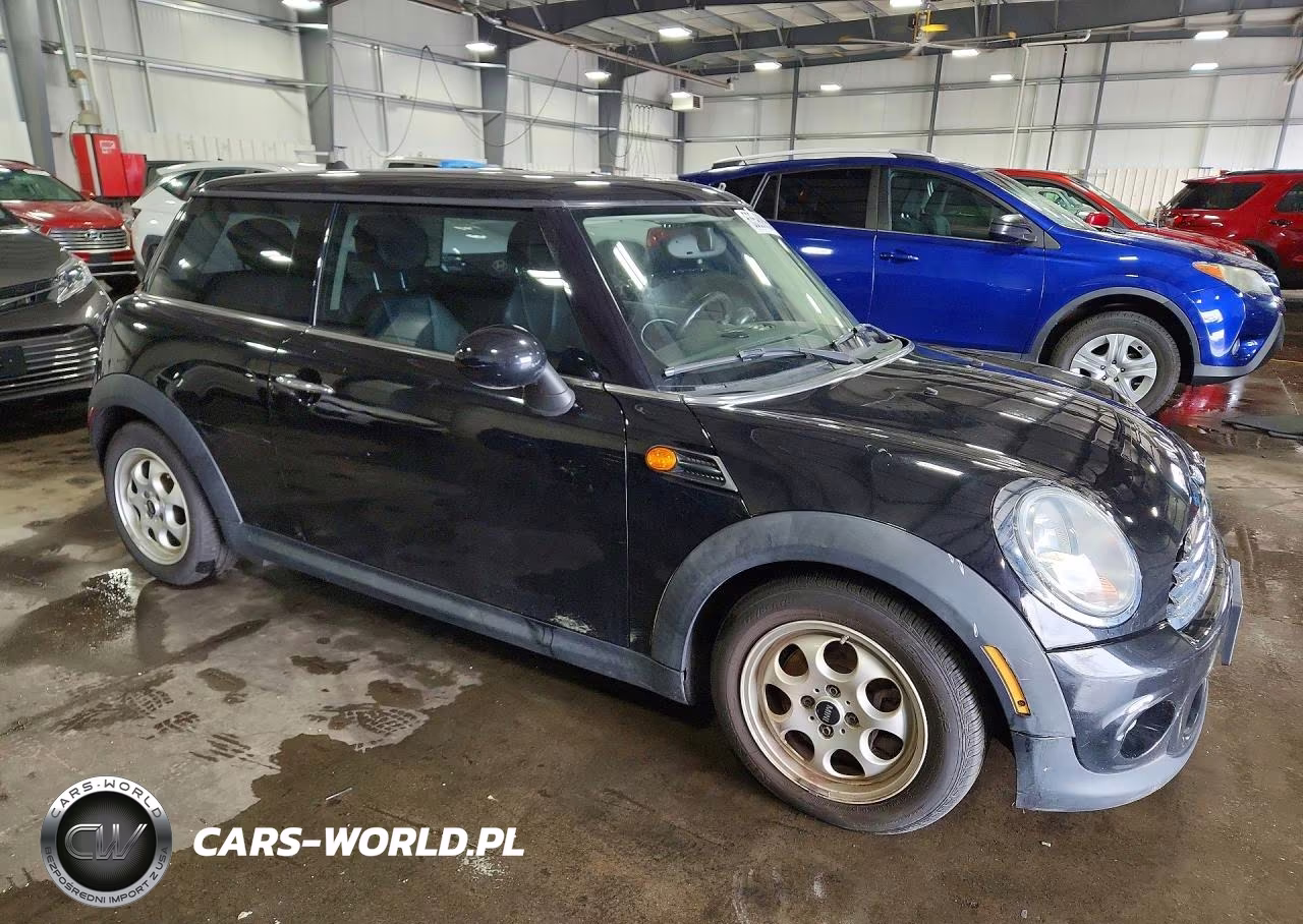 2013 Mini Cooper VIN:WMWSU3C5XDT691139 - 4