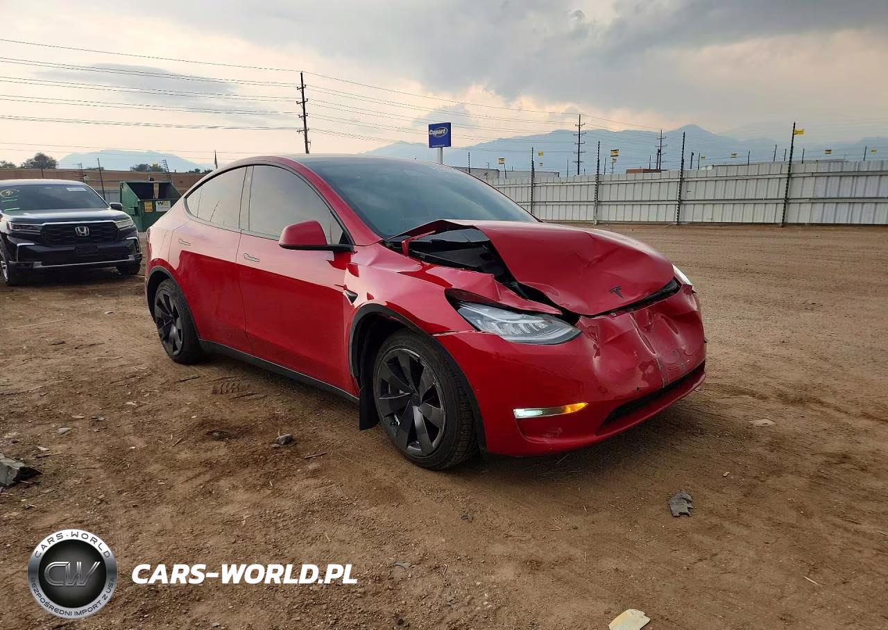 2021 Tesla Model Y VIN:5YJYGDEE5MF267846 - 4