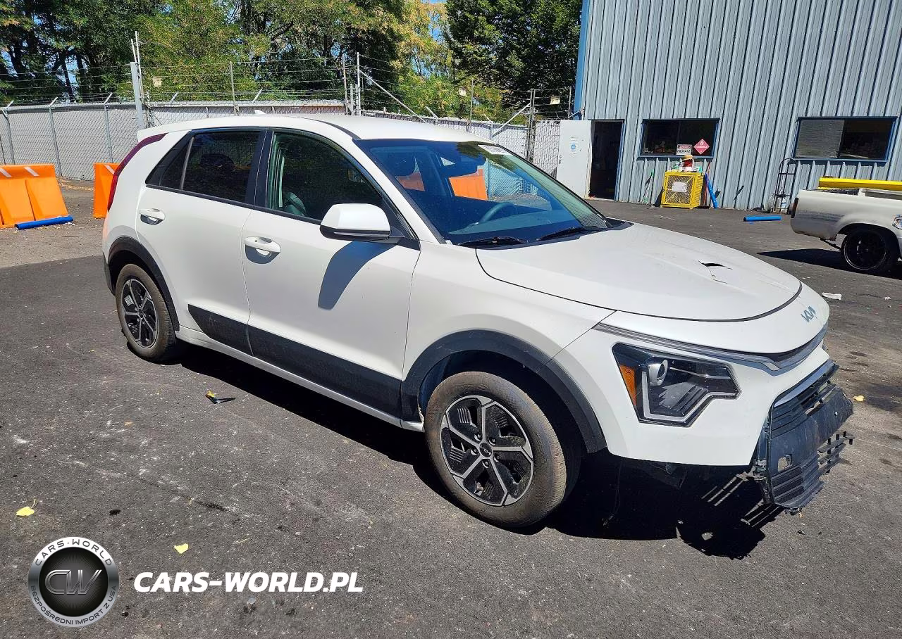 2026 Kia Niro Lx VIN:KNDCP3LE9T5340305 - 4