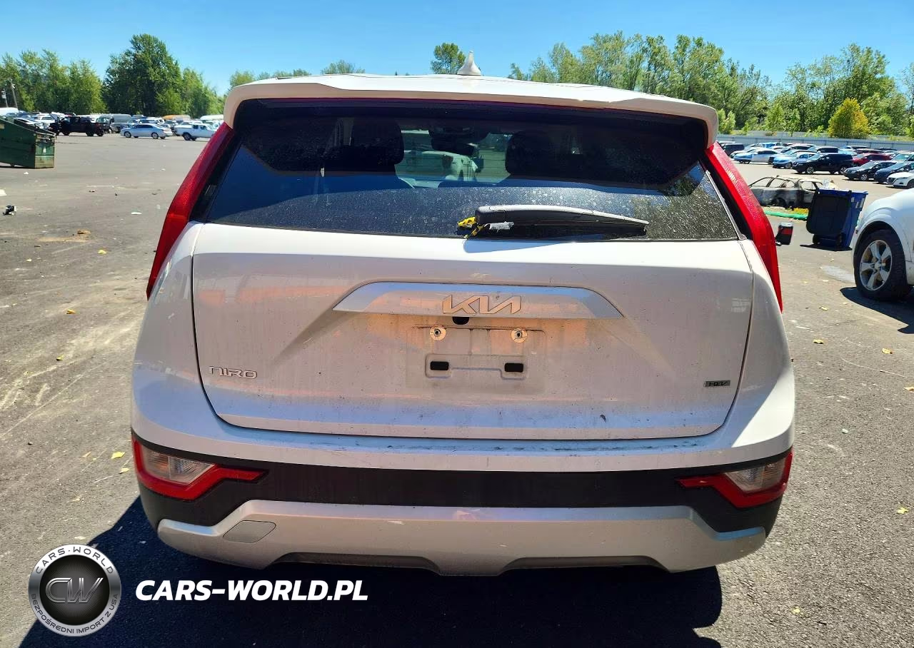 2026 Kia Niro Lx VIN:KNDCP3LE9T5340305 - 6