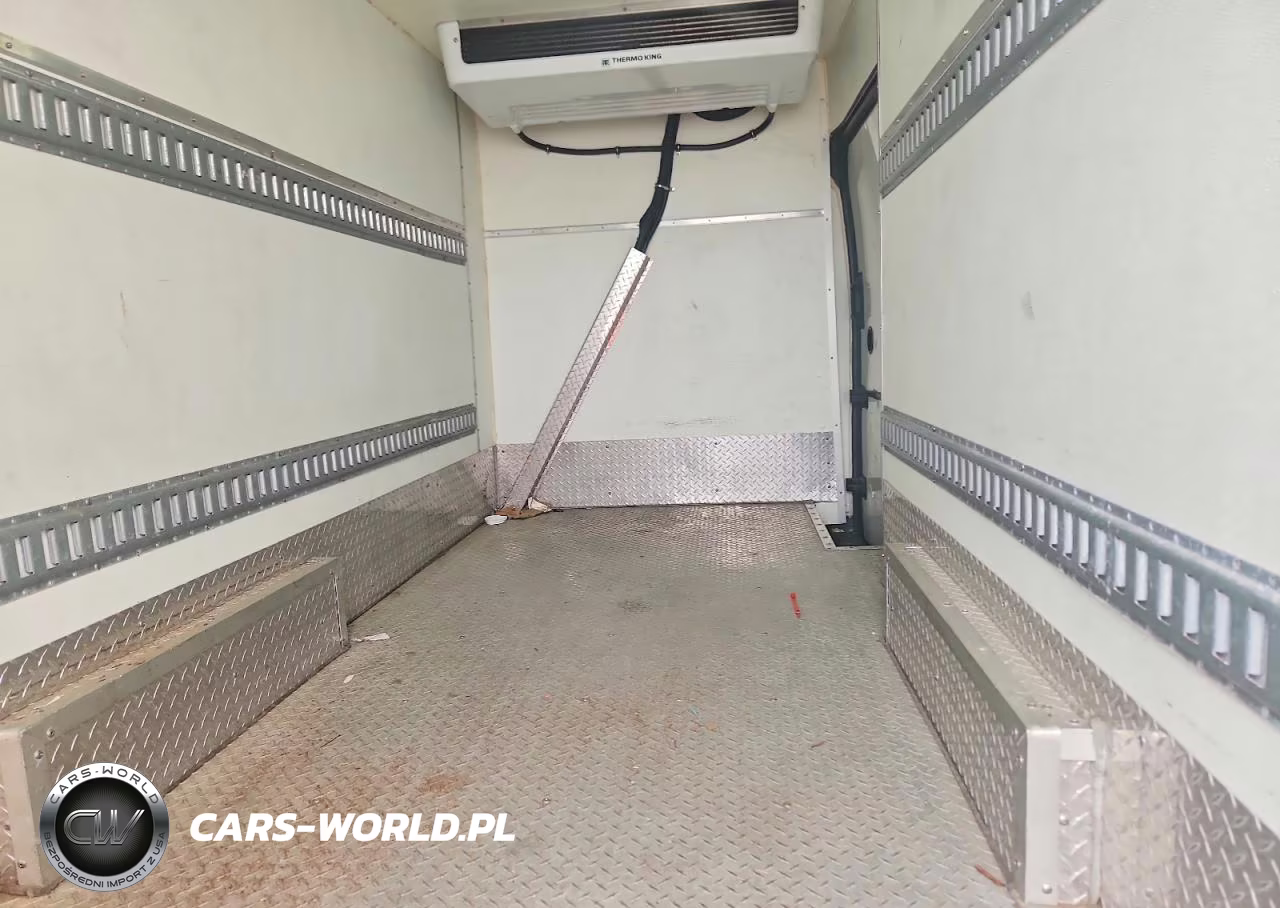 2017 Ford Transit 250 Refrigerated Delivery Van VIN:1FTYR3XVXHKB00876 - 10