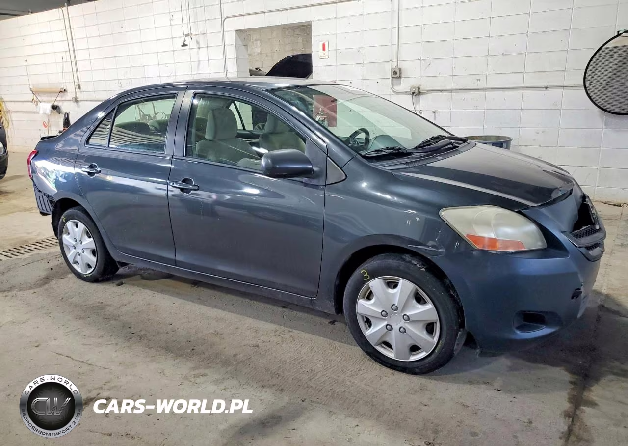 2007 Toyota Yaris Base VIN:JTDBT923371113456 - 4