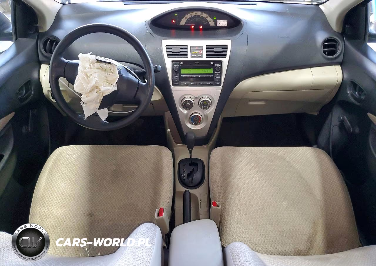 2007 Toyota Yaris Base VIN:JTDBT923371113456 - 8